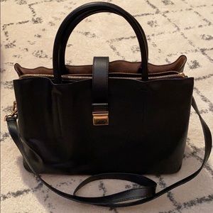 H&M Black bag with gold details